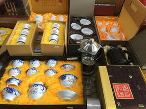 「礼遇好物」年终大甩卖 · 产品内购会来啦！小家电日用百货厨具工艺品蜂拥而至，全场价低内惊喜！
